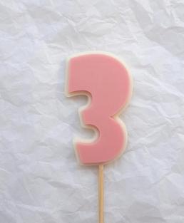 Фигурка из шоколадной глазури 