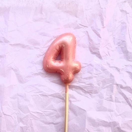 Фигурка из шоколадной глазури 